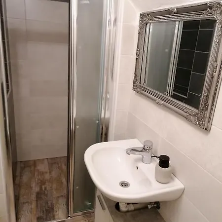 Апартаменты B B B *